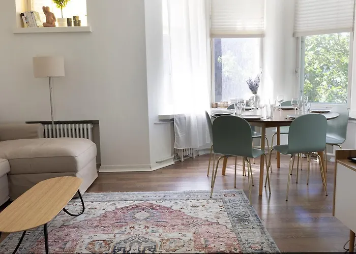2Ndhomes City Center 2Br Apartment By The Finnish National Theatre With Balcony And Park View