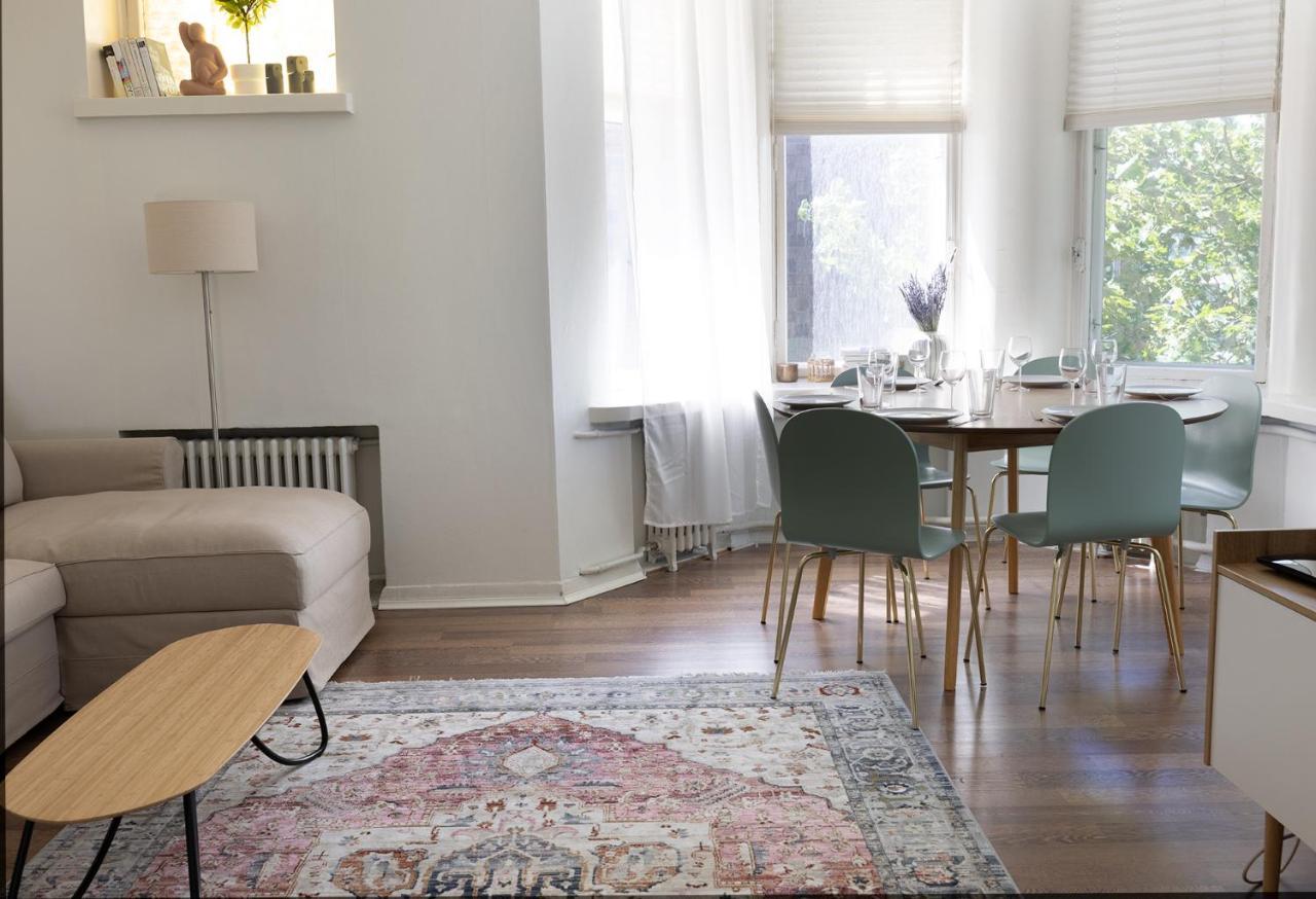 2ndhomes City Center 2br By The Finnish National Theatre With Balcony And Park View Helsinki